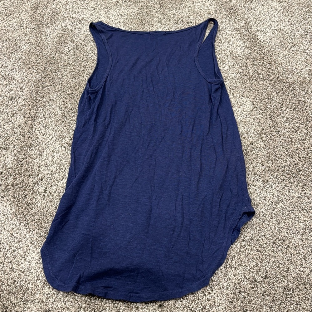 LA MADE Tank - Picture 2 of 2